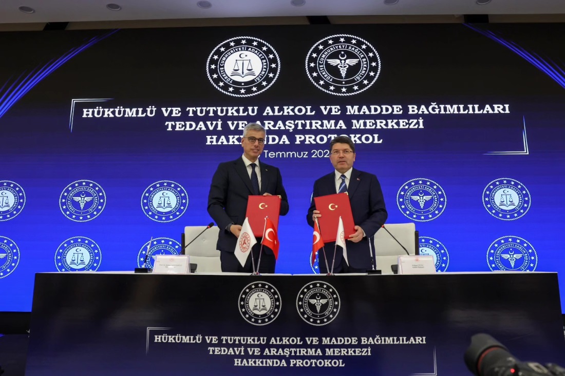 Bağımlılıkla Mücadelede Yeni Adım: Hükümlü ve Tutuklular İçin Tedavi ve Araştırma Merkezi Protokolü İmzalandı