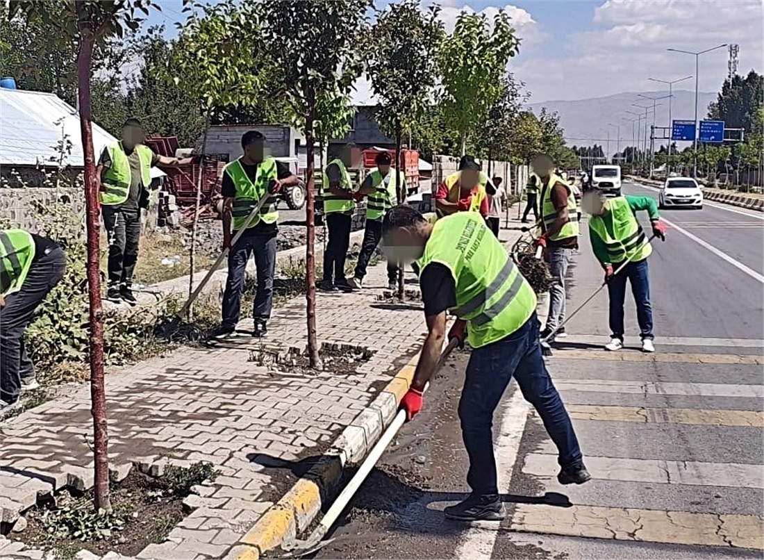Patnos Açık Ceza İnfaz Kurumundan Gönüllü Çalışmayla Çevreye Katkı