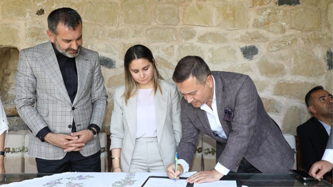 Ceza ve Tevkifevleri Genel Müdürlüğü ile Elazığ Belediye Başkanlığı Arasında İş Birliği Protokolü İmzaladı