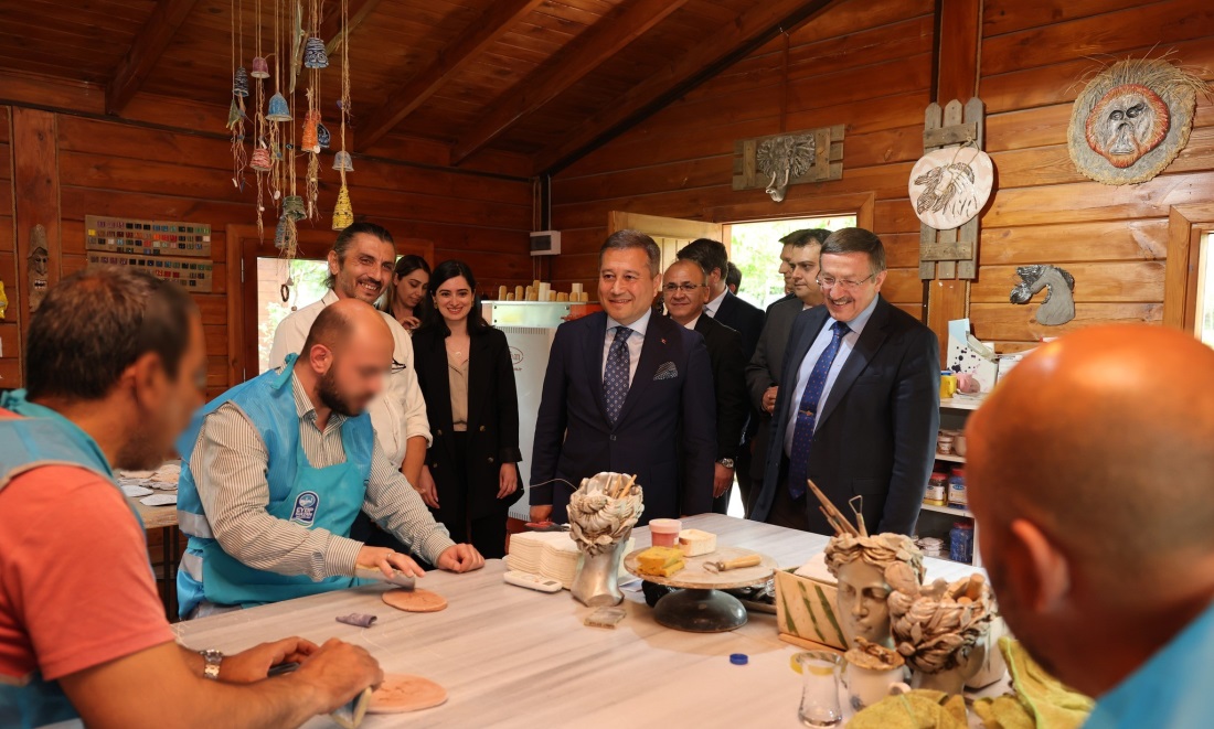 Ceza ve Tevkifevleri Genel Müdürü Enis Yavuz Yıldırım Bağımsızlık Köyü’nü Ziyaret Etti